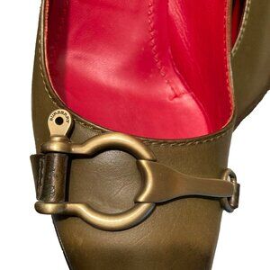 BURBERRY Authentic BURBERRY Classic Gold PROSUM Womens Pumps & BURBERRY Box